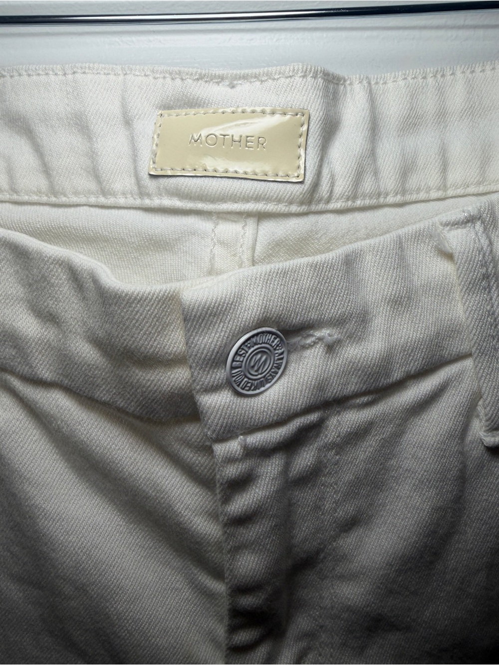 MOTHER | The Looker Mirror Mirror White Denim Skinny Jeans - Picture 3 of 8